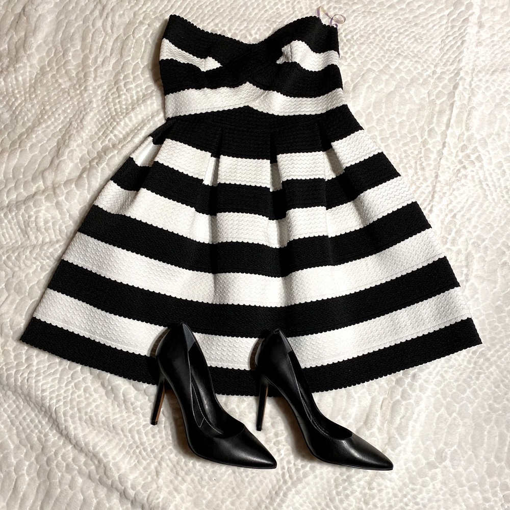 Sans Souci fit and flare dress!